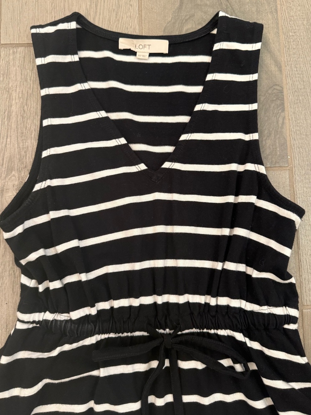 LOFT Striped V-Neck Drawstring Mini Pocket Dress - Black & White, size XS - Picture 7 of 9